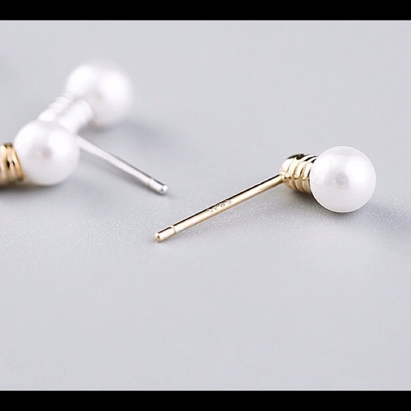 💜 (925) LIGHT BULB DESIGN STUD EARRINGS - Picture 5 of 6